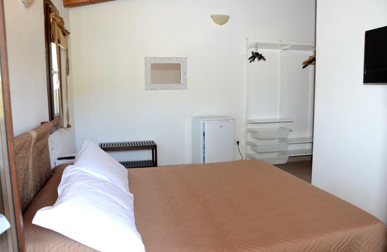 B&B Il Mirto Di Paola Torpe Ngoại thất bức ảnh
